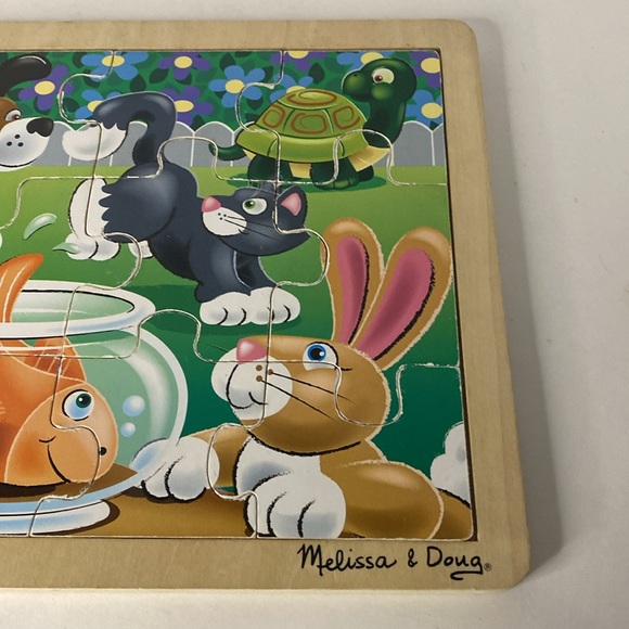 Melissa & Doug 12 piece wooden puzzle for ages 3 and up. Playful Pets - Picture 5 of 7